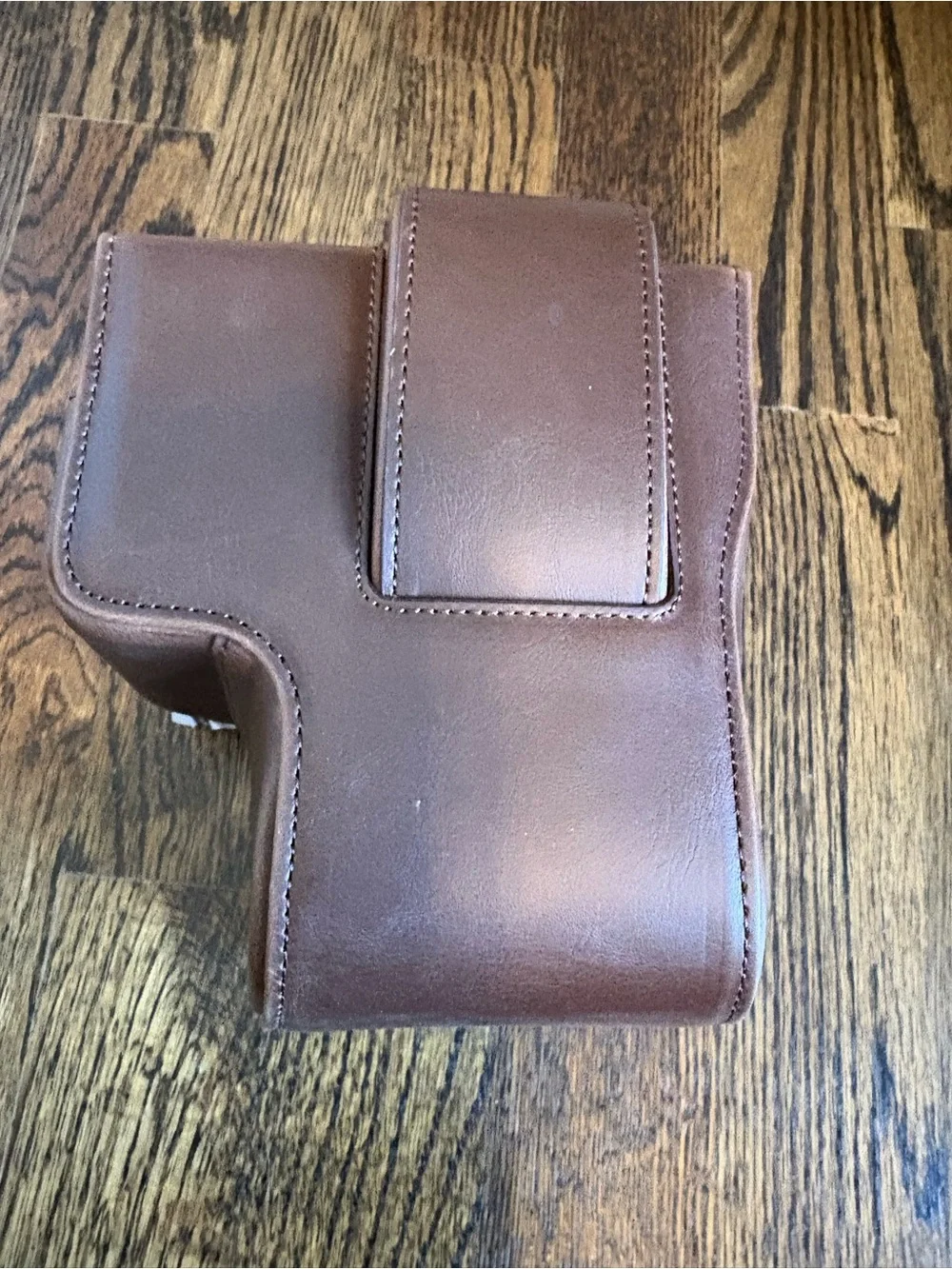 MegaGear Sony Cyber-shot DSC-RX10 IV DSC-RX10 III Ever Ready Leather Camera Case